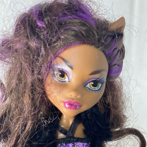 Monster High Clawdeen Dracula Wolf Doll 2008 - Picture 4 of 5
